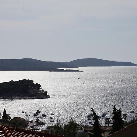 Apartments Divkovic Hvar Town Bagian luar foto