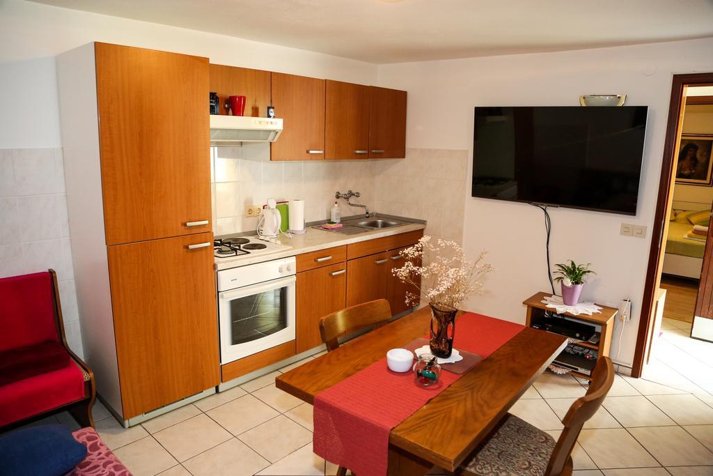 Apartments Divkovic Hvar Town Ruang foto